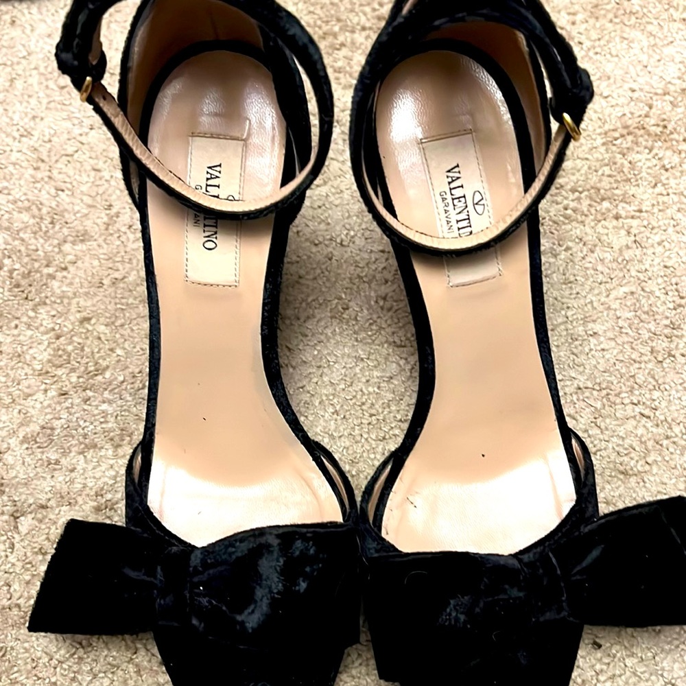 Black Valentino bow sandal heels